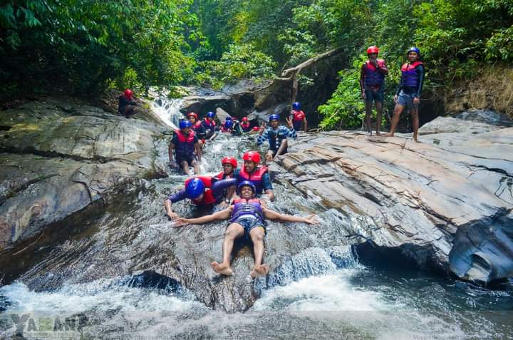 Family Friendly Water Rafting Kithulgala Sri Lanka Ranmini Tours