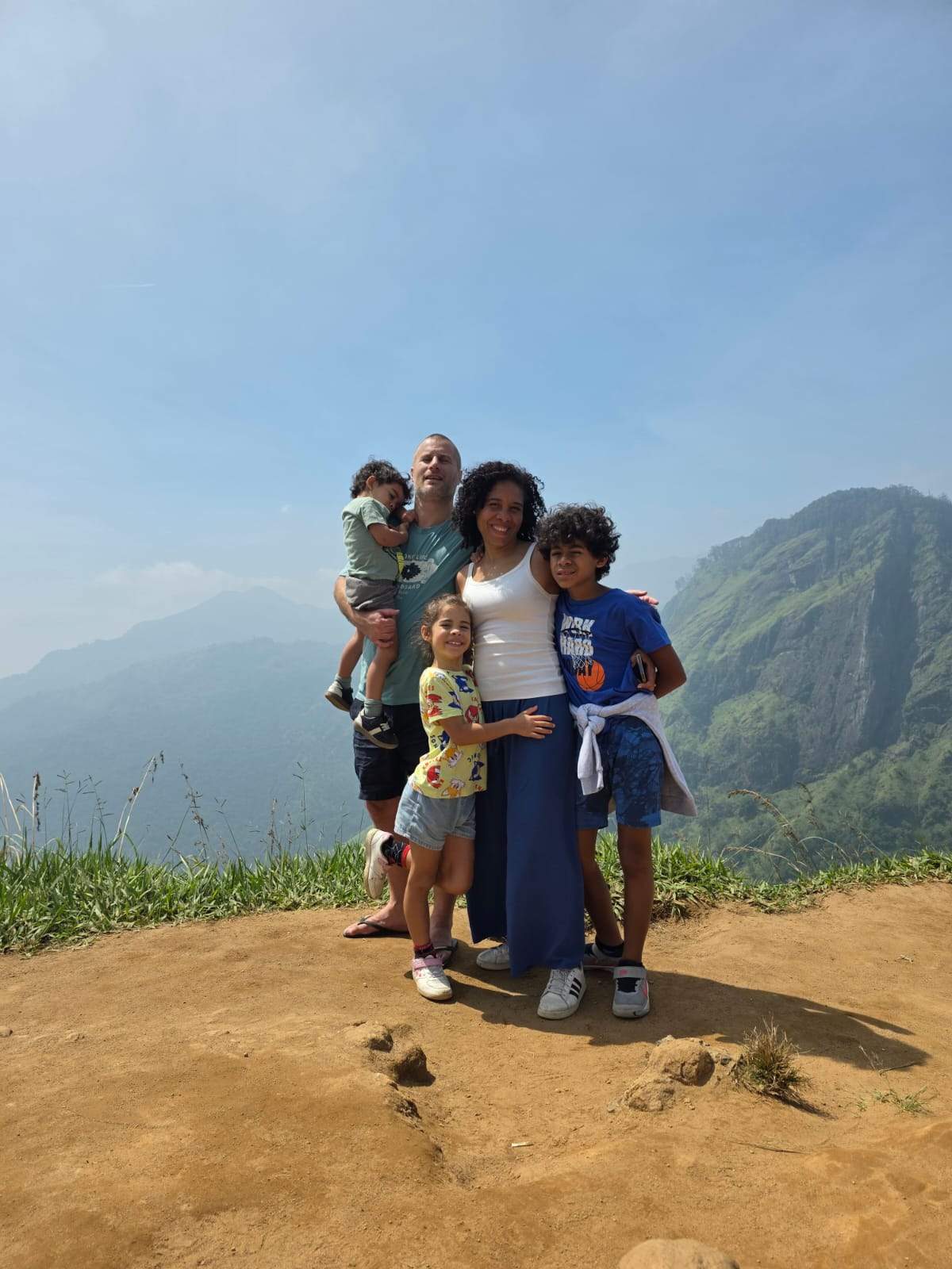 Panoramic 360-degree view from the top of Little Adam's Peak overlooking the Ella Gap